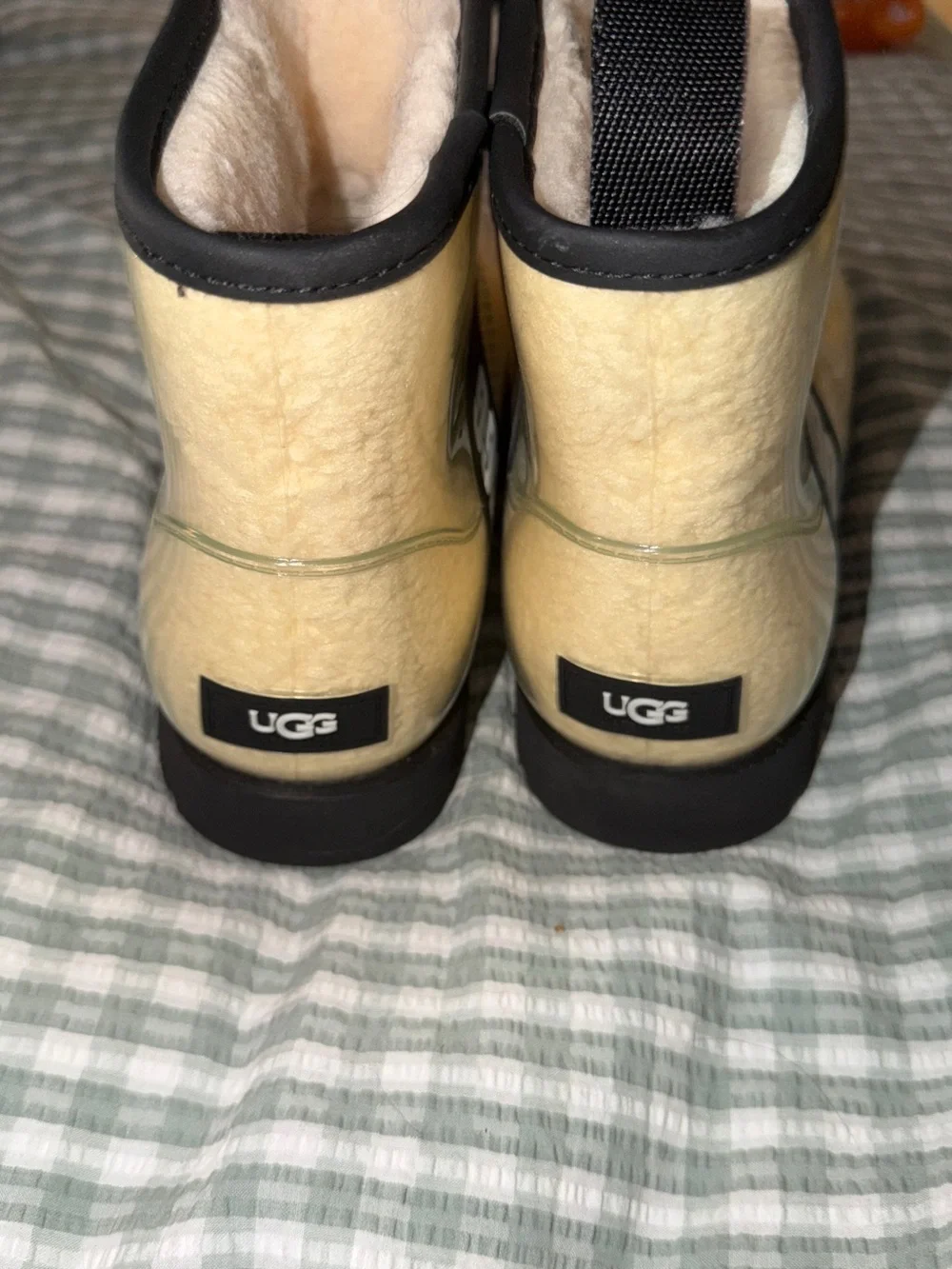 UGG Classic Clear Mini Boot - Natural Black
